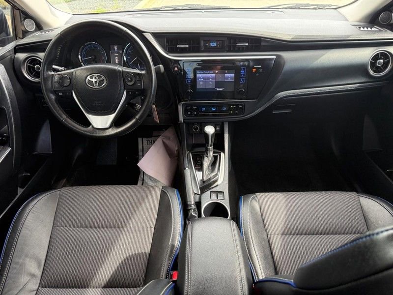 Used 2017 Toyota Corolla SE FWD image 13