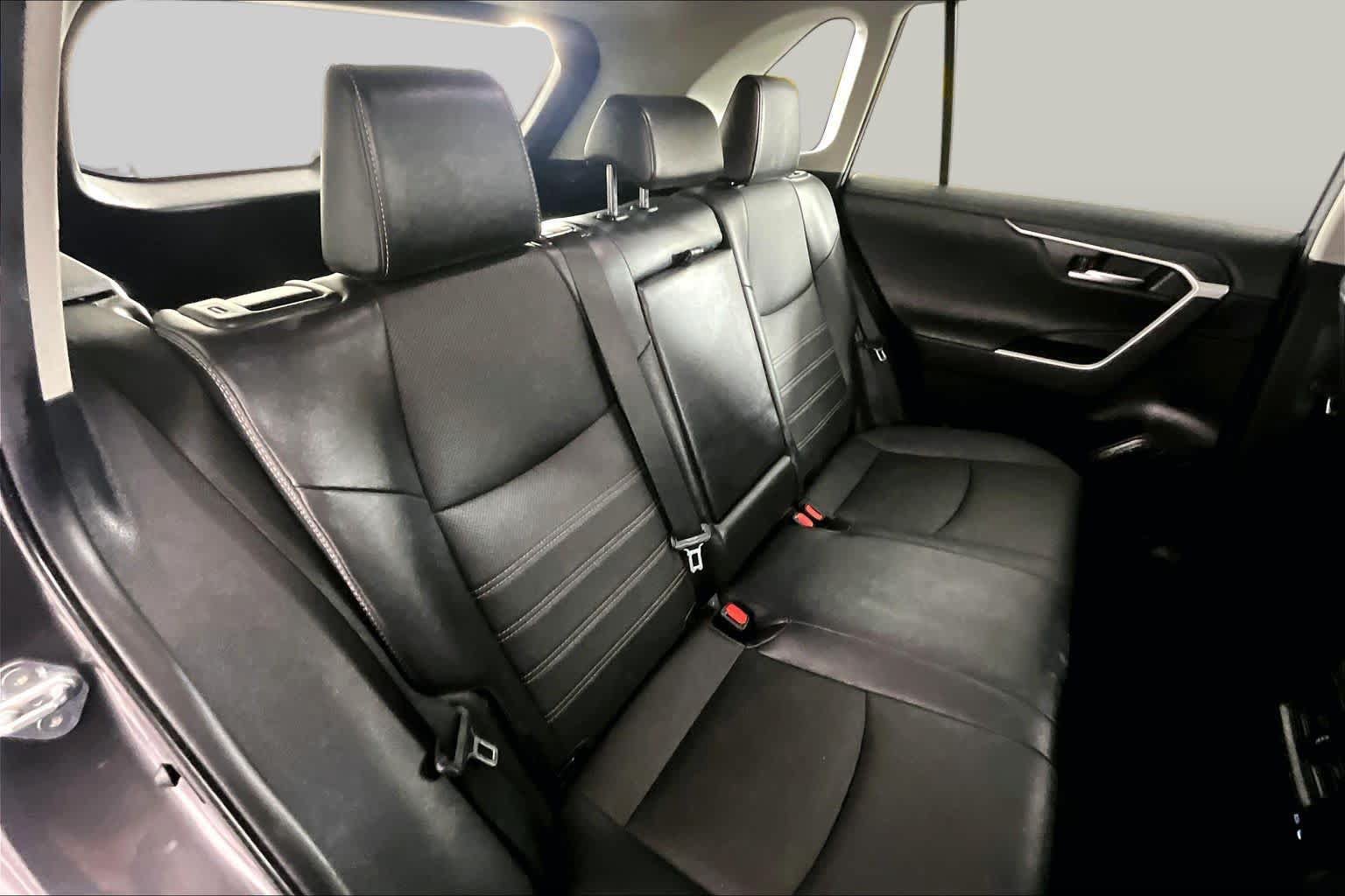 Used 2023 Toyota RAV4 Limited FWD image 20