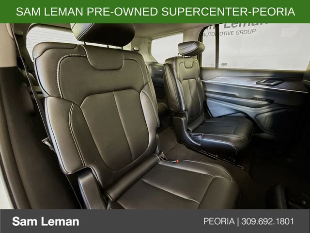 Used 2023 Jeep Grand Cherokee L Limited image 28