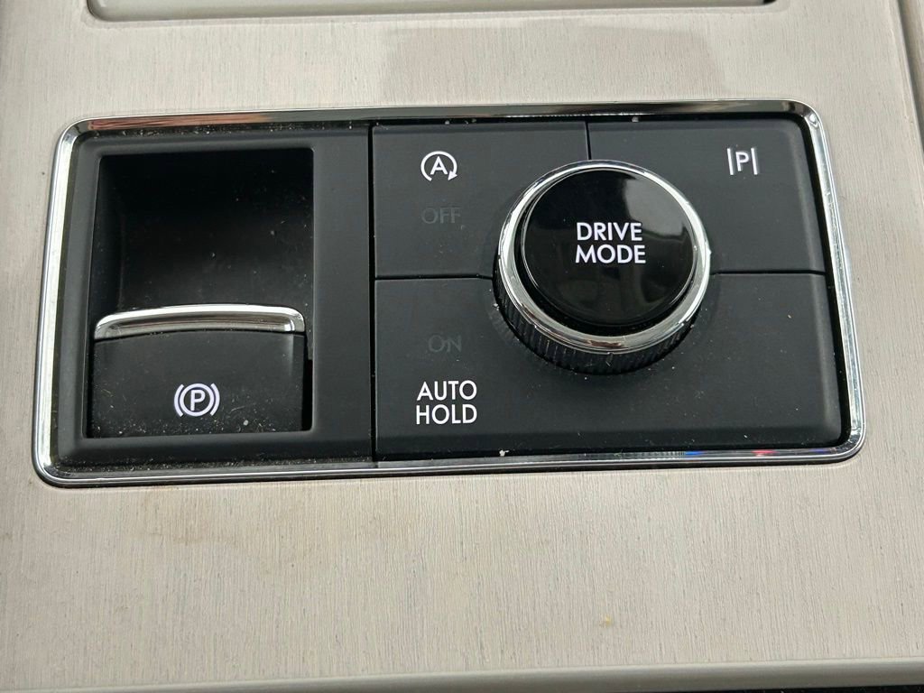 Used 2022 Lincoln Navigator L Black Label AWD/4WD image 27