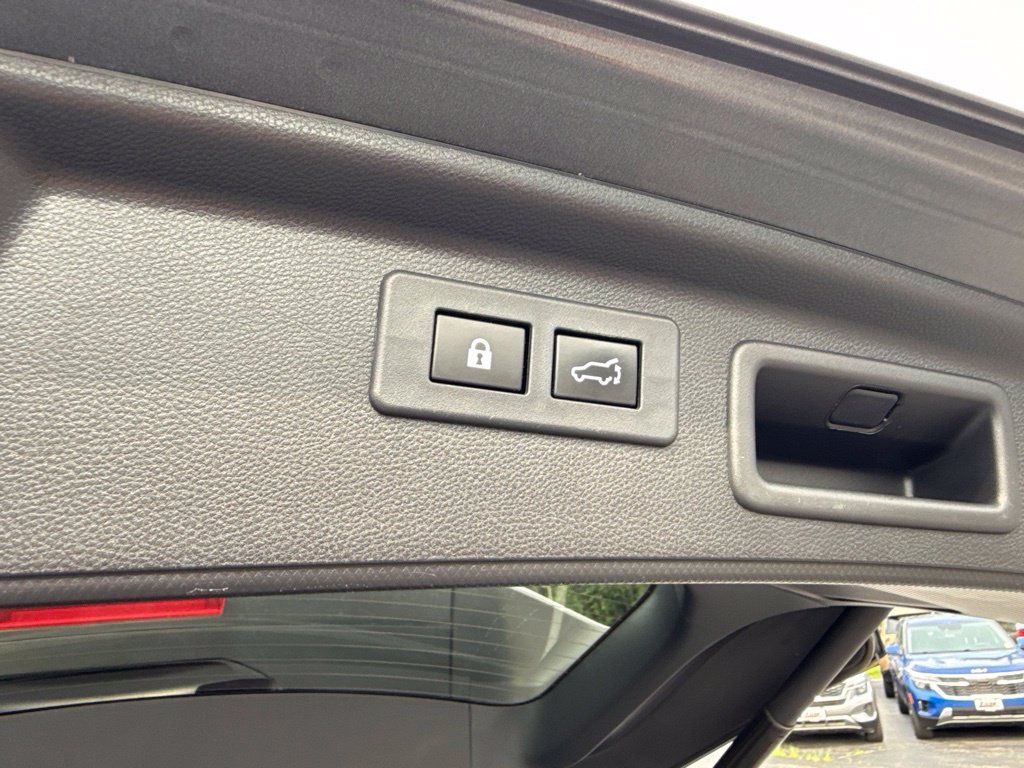 Used 2019 Subaru Forester Premium AWD/4WD image 15