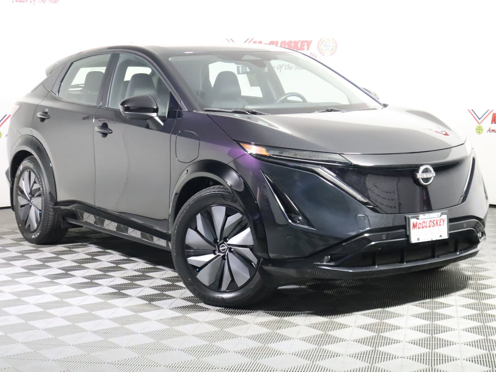Used 2024 Nissan Ariya AWD image 2