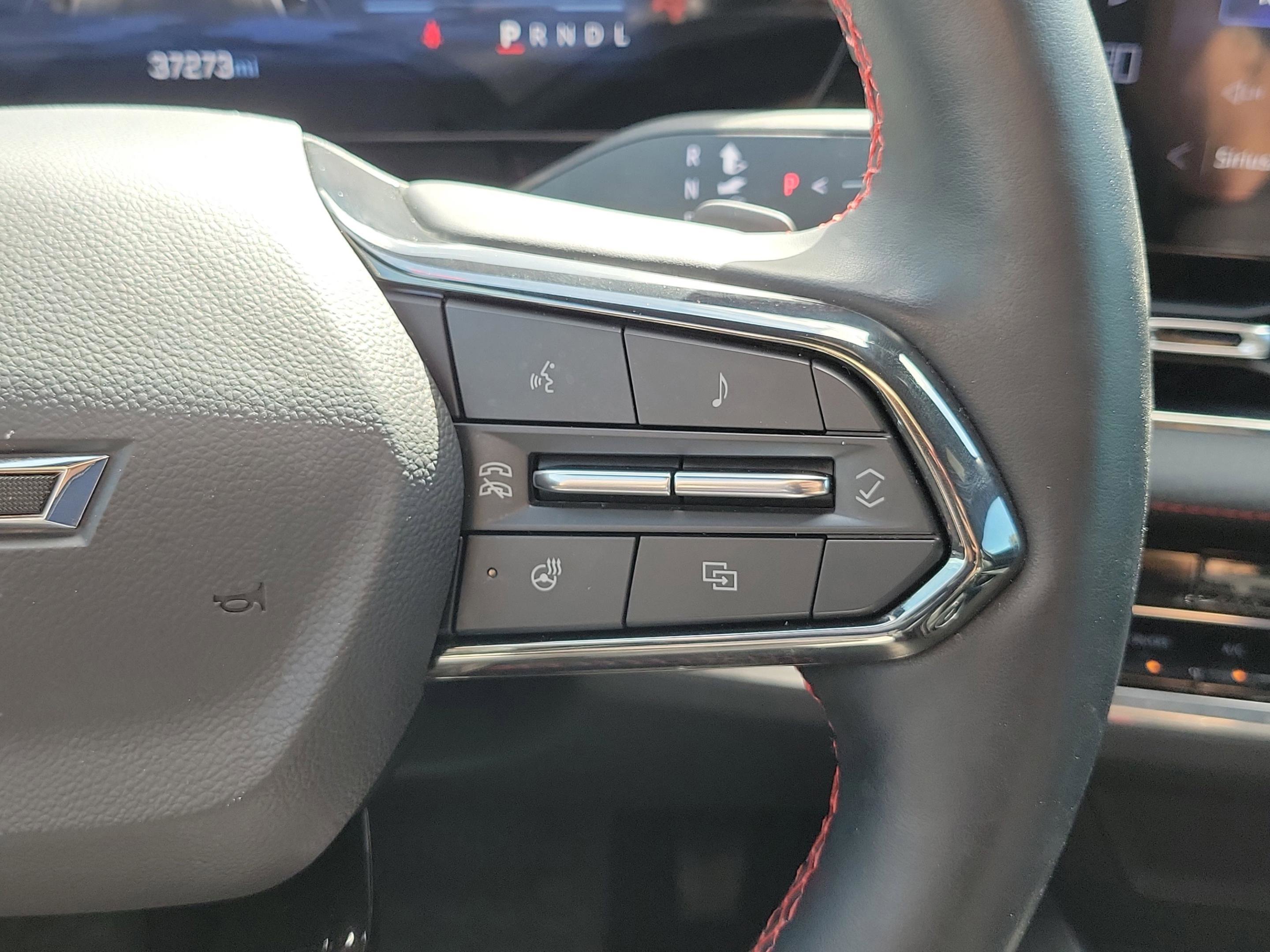 Used 2025 Chevrolet Equinox RS w/ Safety and Technology Package image 31