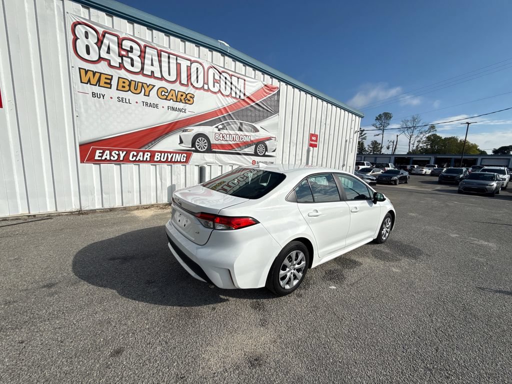 Used 2022 Toyota Corolla LE FWD image 8