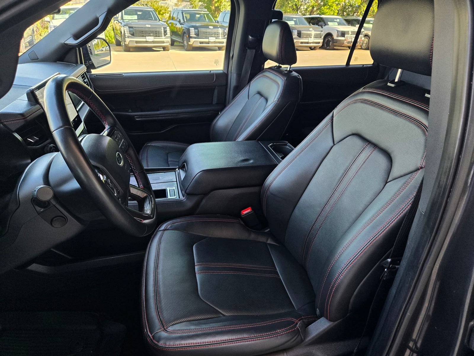 Used 2023 Ford Expedition Limited RWD image 22