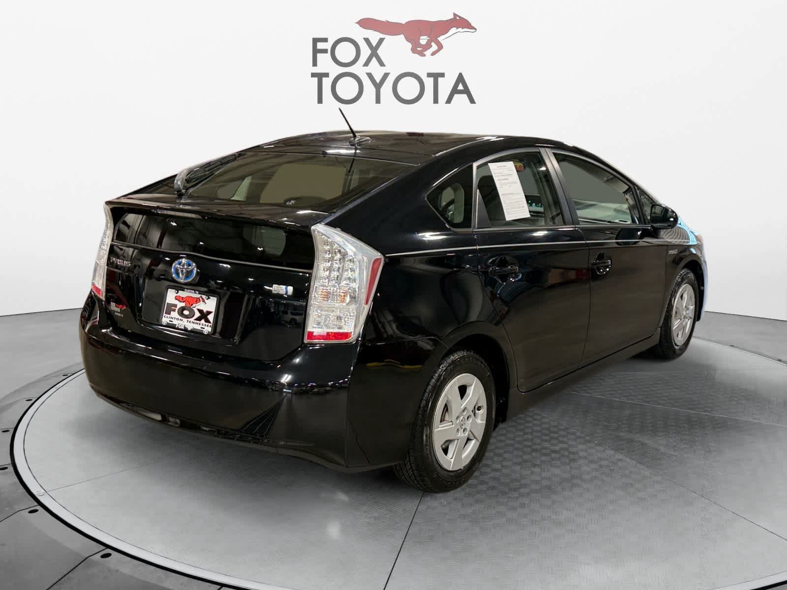 Used 2011 Toyota Prius Three w/ Navigation Pkg FWD image 6
