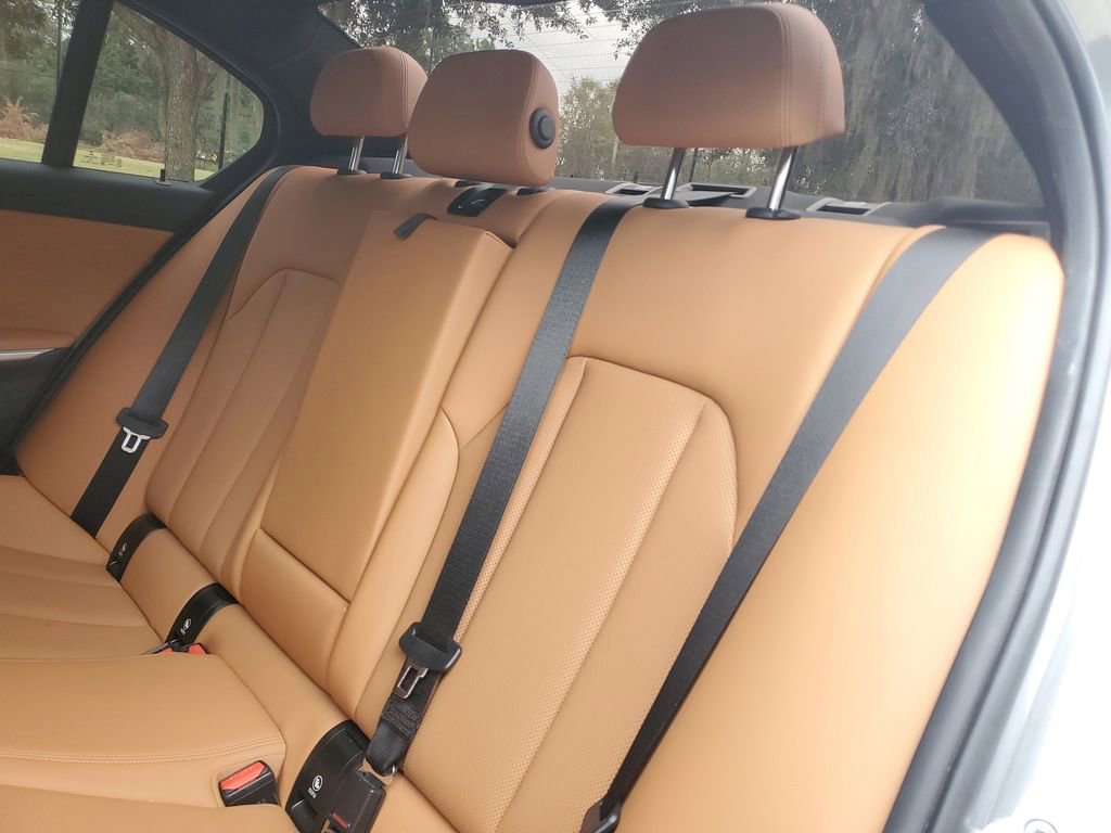 Used 2023 BMW 330i Sedan w/ Convenience Package image 6