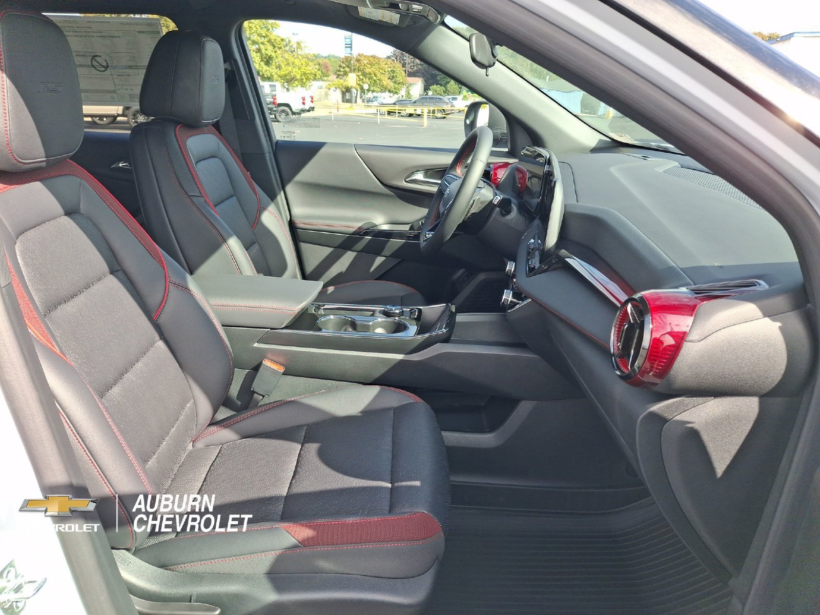 New 2027 Chevrolet Equinox RS w/ LPO, Floor Liner Package AWD/4WD image 19
