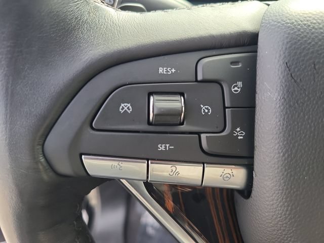 Used 2023 Cadillac Escalade Premium Luxury w/ Performance Package RWD image 29