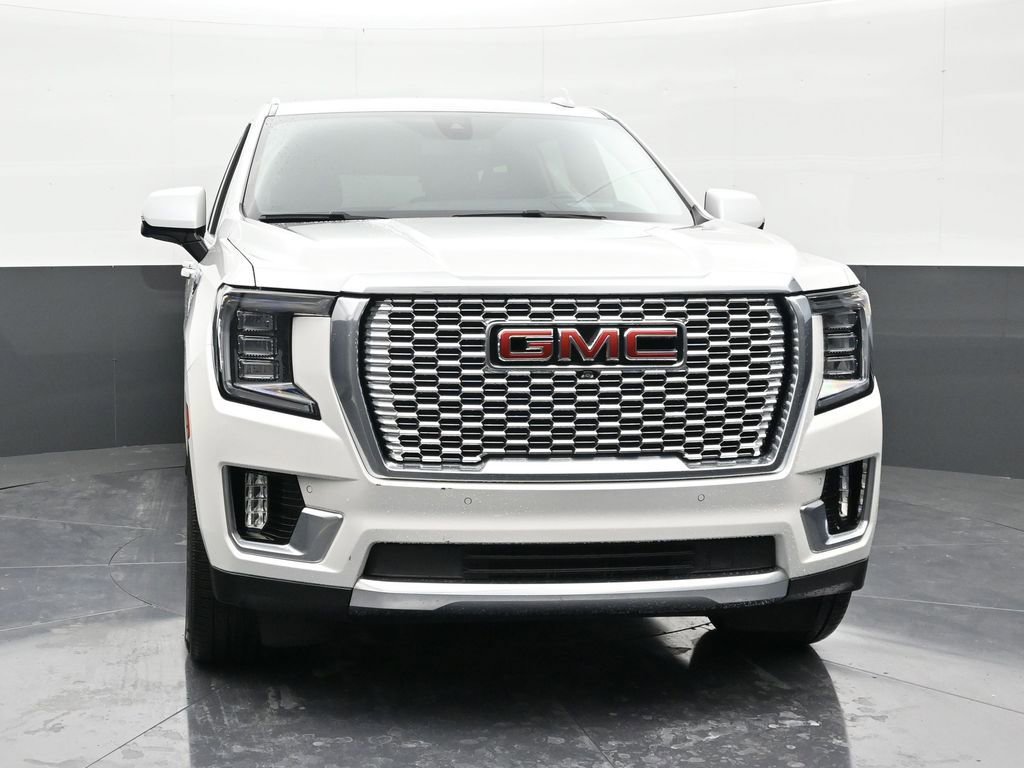 Used 2022 GMC Yukon XL Denali image 8