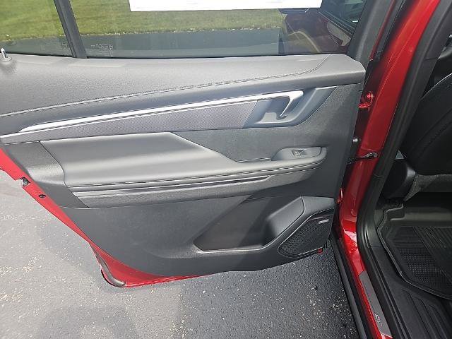 New 2026 Buick Enclave Sport Touring w/ Power Package image 18