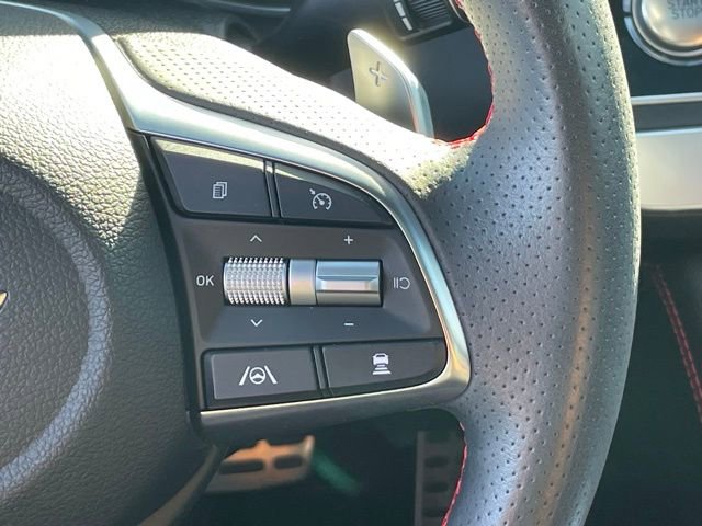 Used 2023 Genesis G70 2.0T w/ Sport Prestige Package image 22