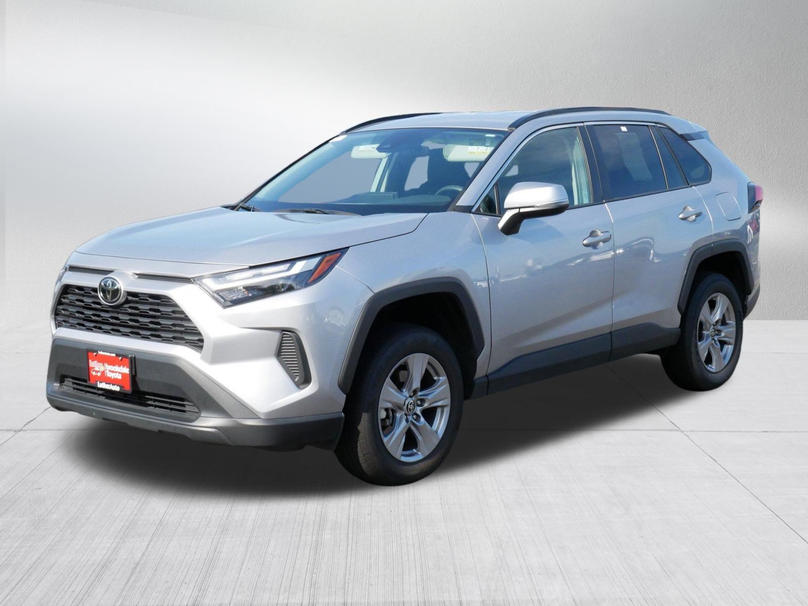 Certified 2025 Toyota RAV4 XLE AWD/4WD image 3