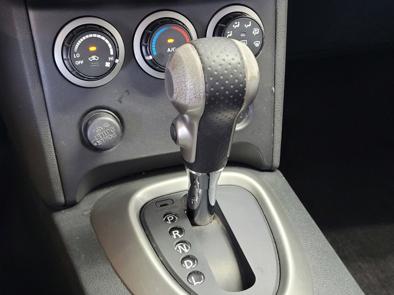Used 2008 Nissan Rogue SL FWD image 15