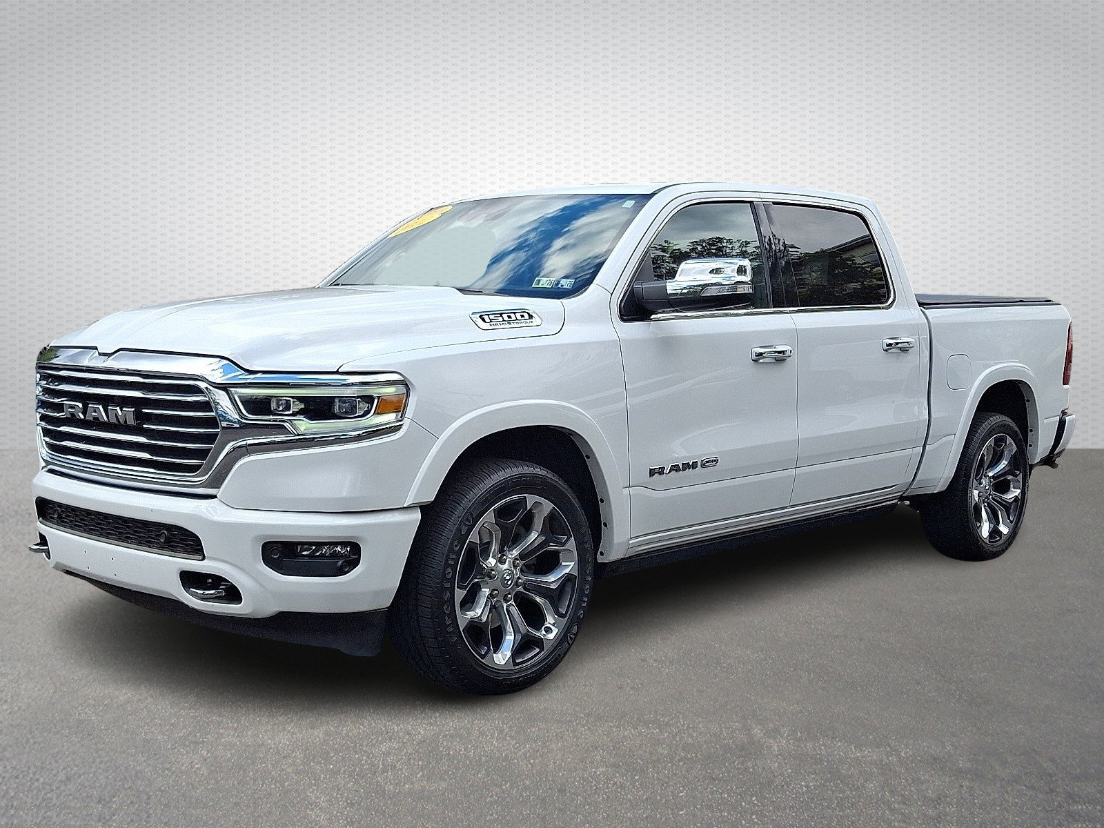 Certified 2022 RAM 1500 Limited w/ Bed Utility Group image 3