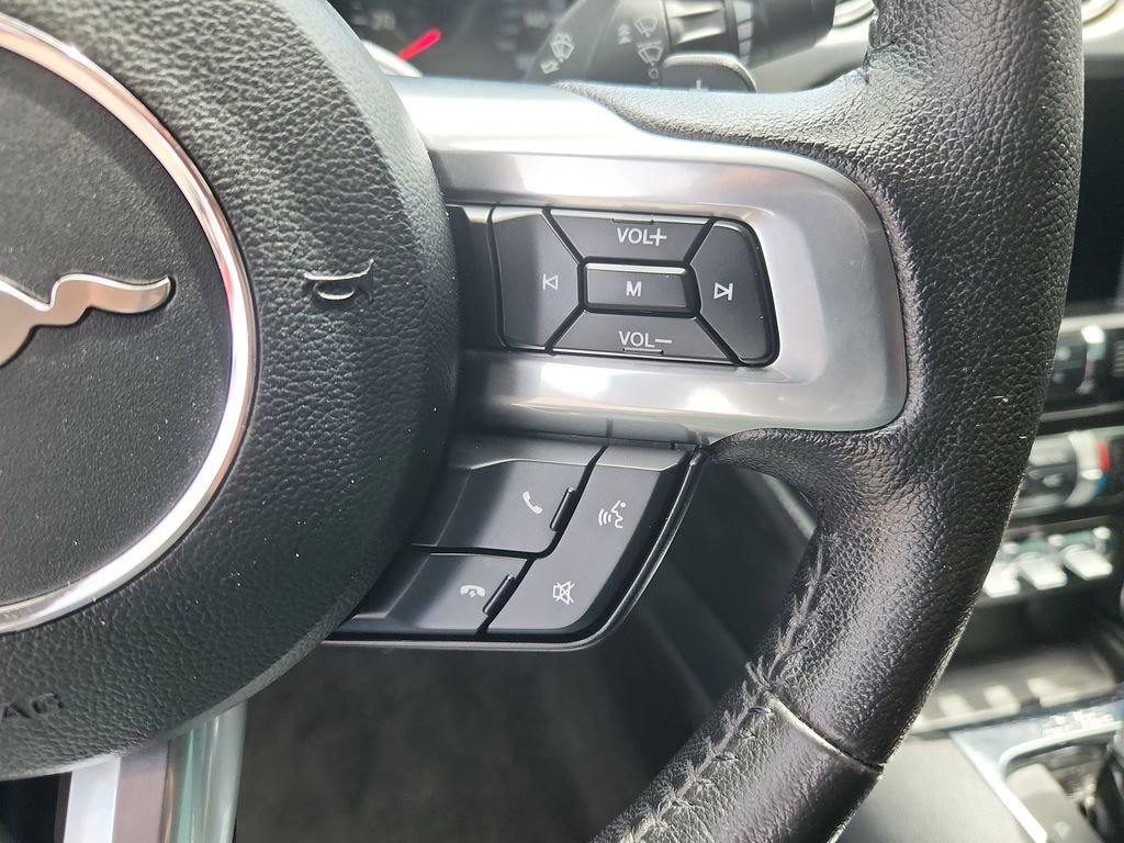 Used 2015 Ford Mustang Premium RWD image 21