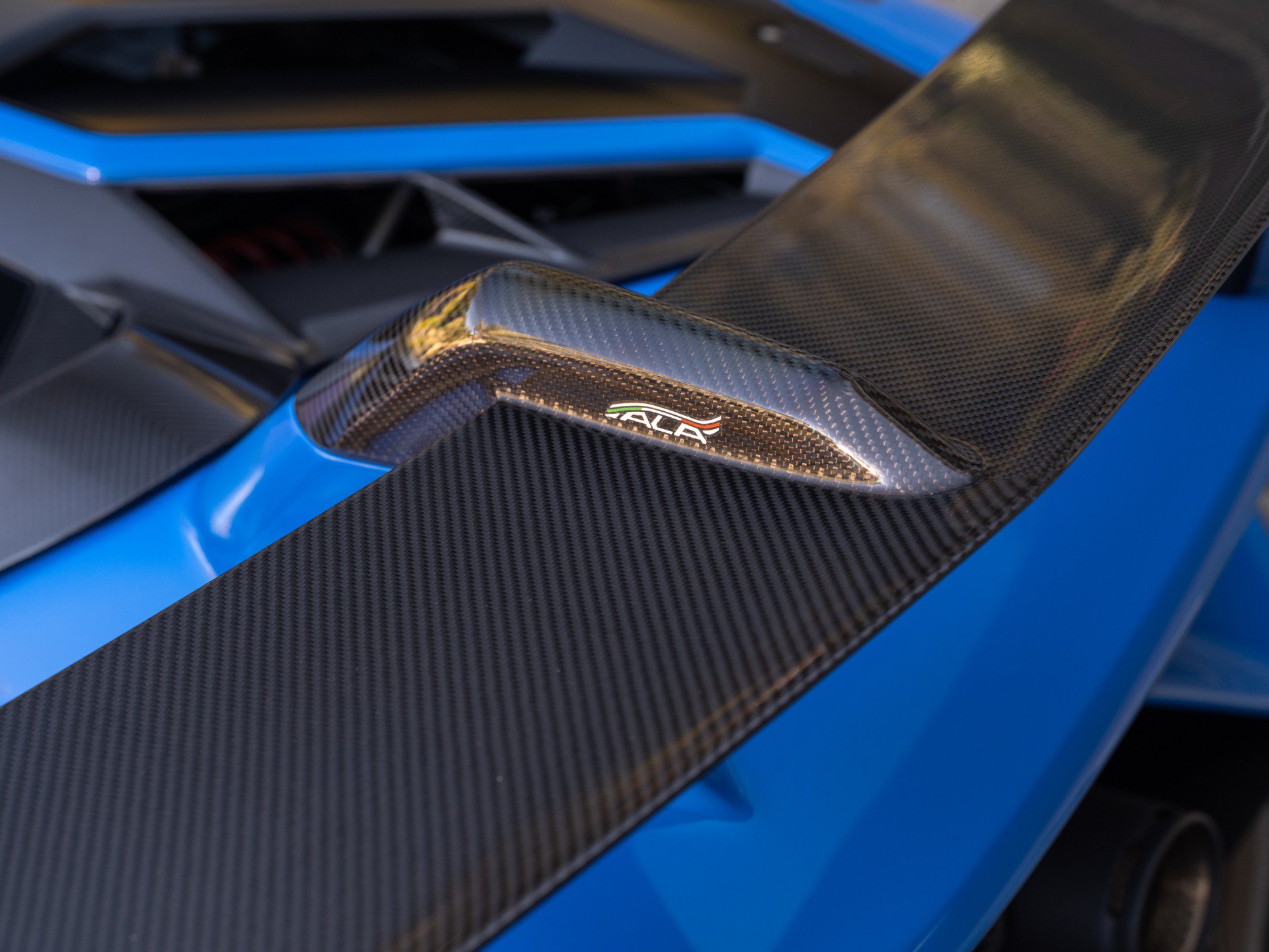Used 2020 Lamborghini Aventador SVJ AWD/4WD image 24