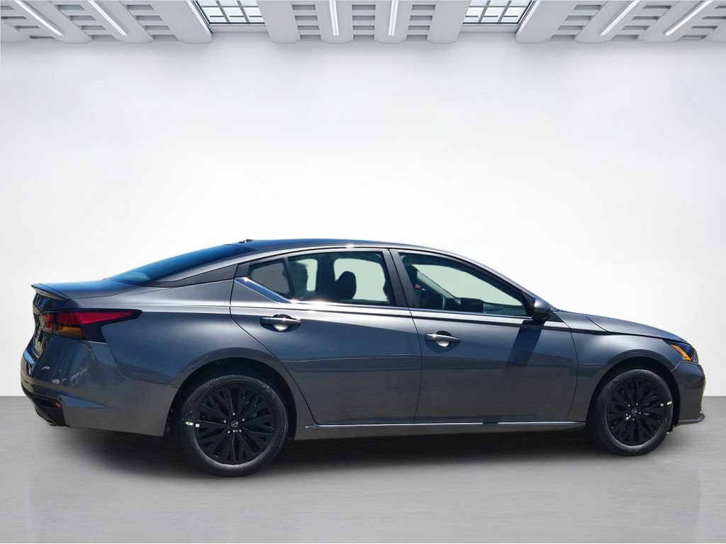 New 2026 Nissan Altima 2.5 SV w/ SV Special Edition Package FWD image 3