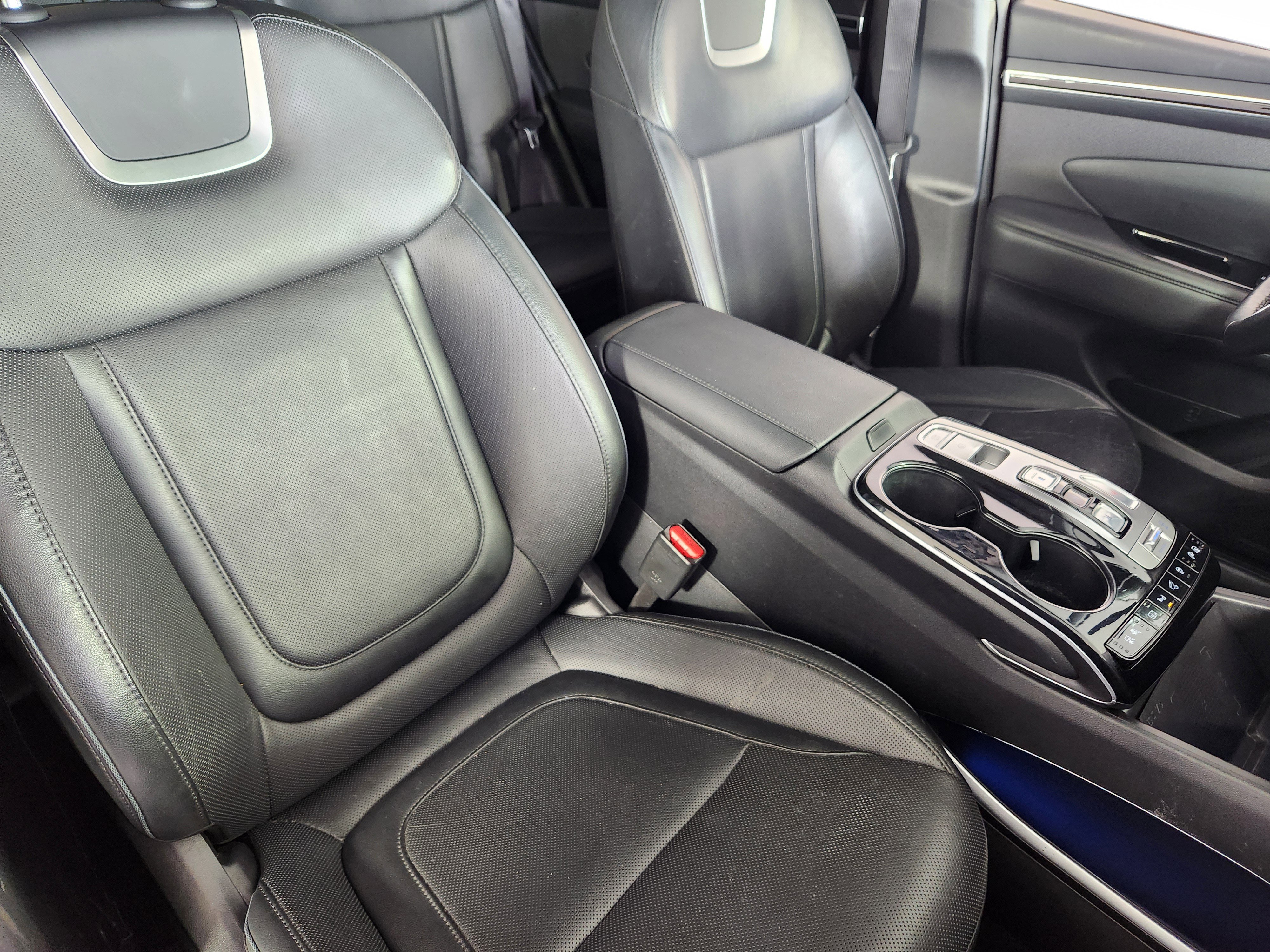 Used 2023 Hyundai Tucson Limited image 10