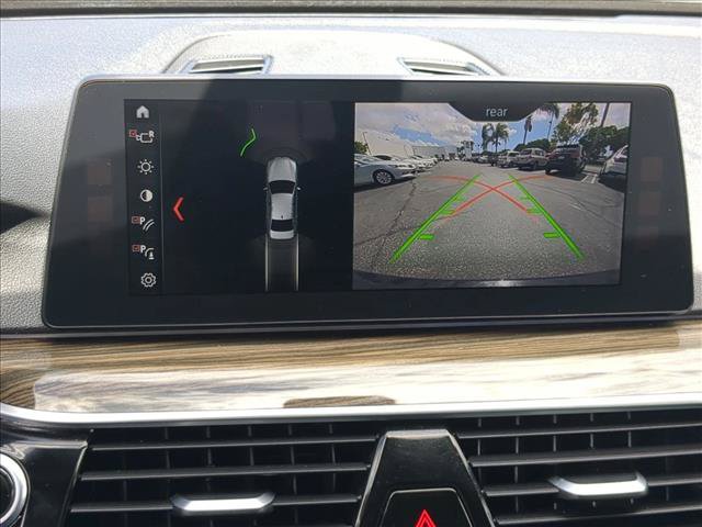 Used 2018 BMW 530e RWD image 14