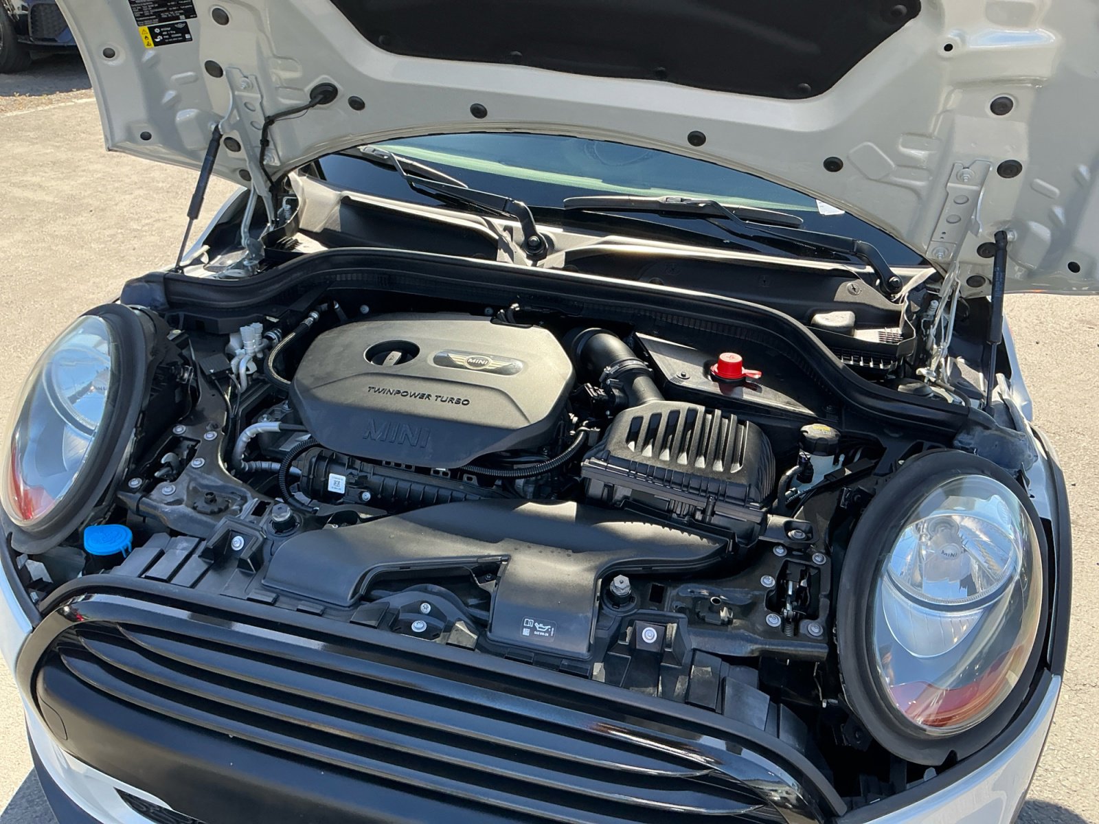 Used 2017 MINI Cooper 2-Door Hardtop FWD image 23