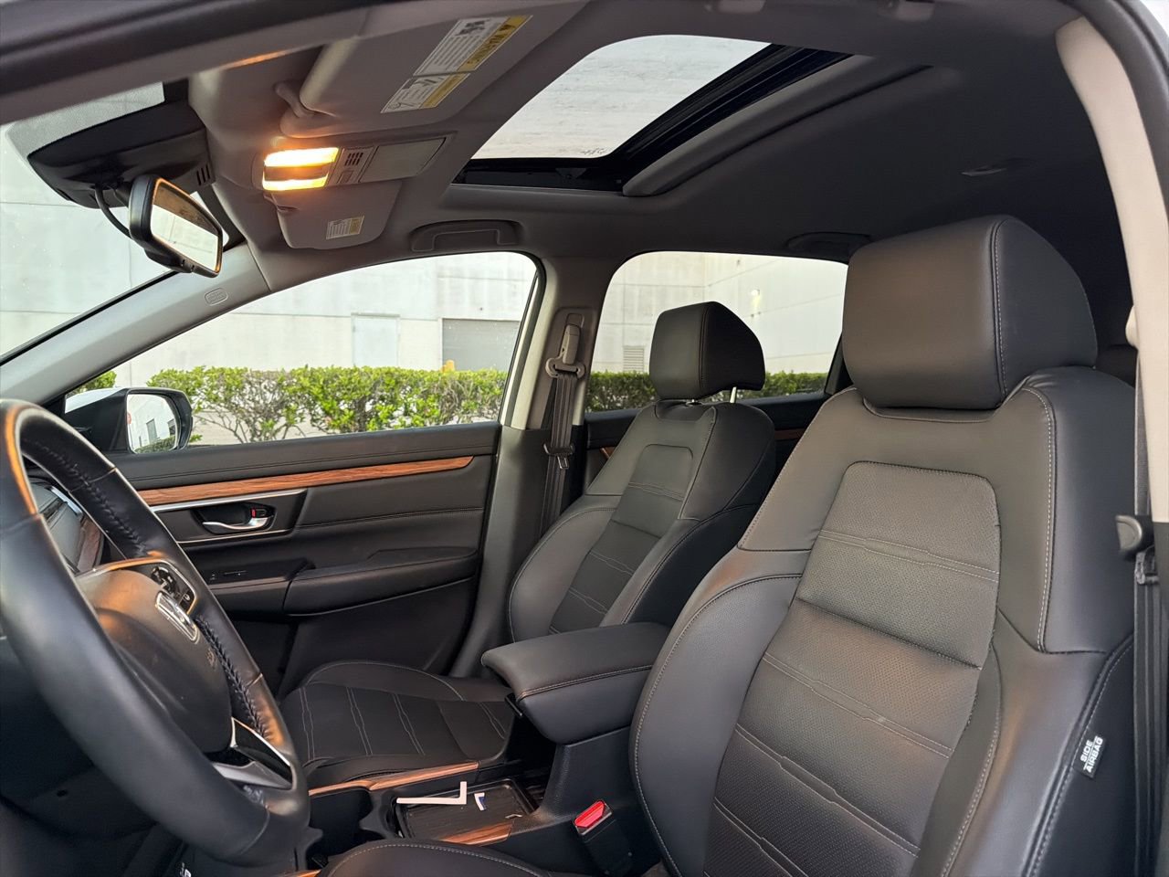 Used 2021 Honda CR-V Touring image 8