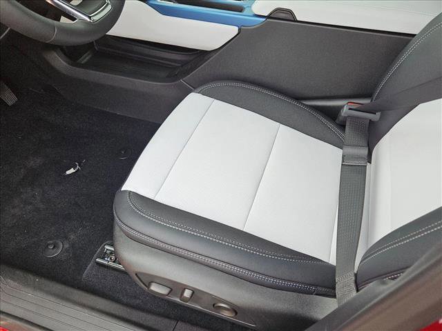 New 2026 Chevrolet Equinox EV LT video 4