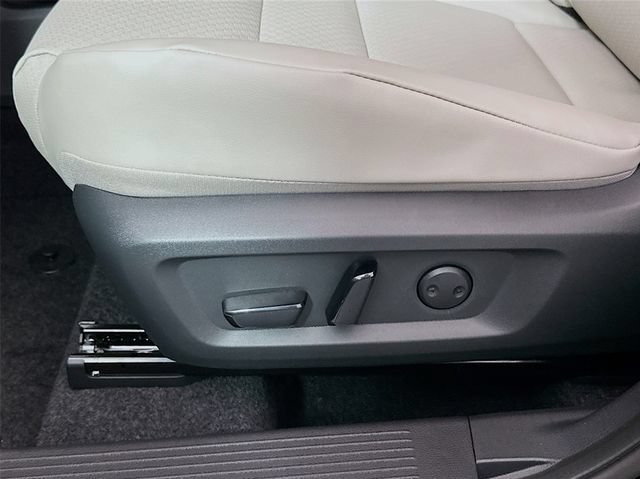 New 2026 Nissan Rogue Dark Armor AWD/4WD image 17