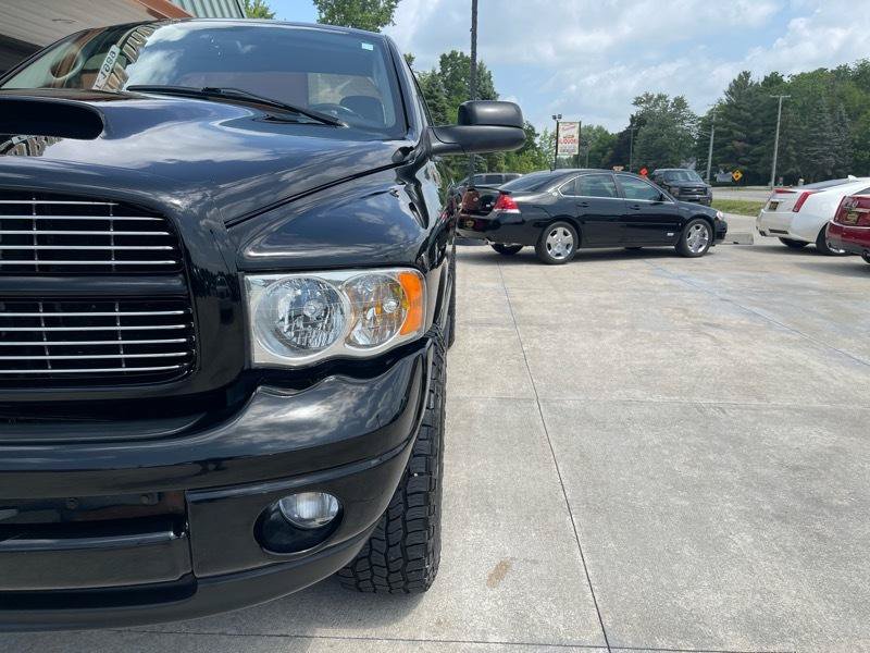 Used 2004 Dodge Ram 1500 Truck SLT w/ Sport Appearance Group AWD/4WD image 4