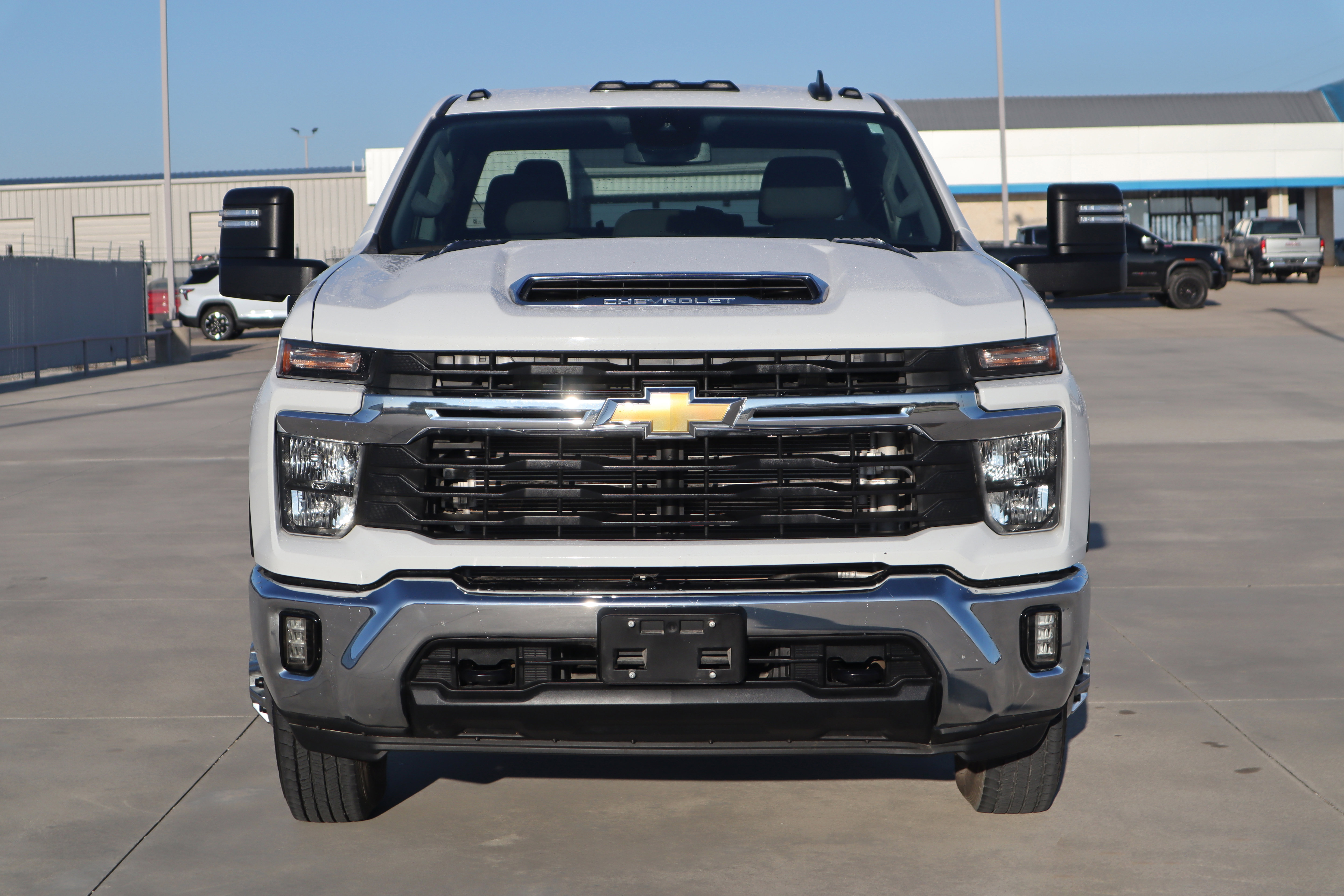 Used 2024 Chevrolet Silverado 3500 LT w/ Convenience Package image 4