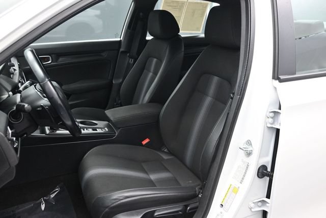 Used 2025 Honda Civic Sport image 6