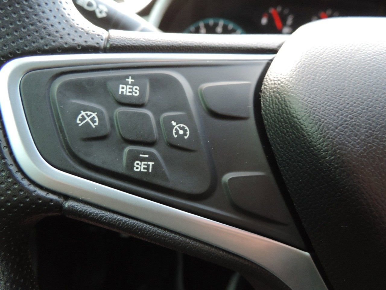 Used 2022 Chevrolet Malibu LT image 27