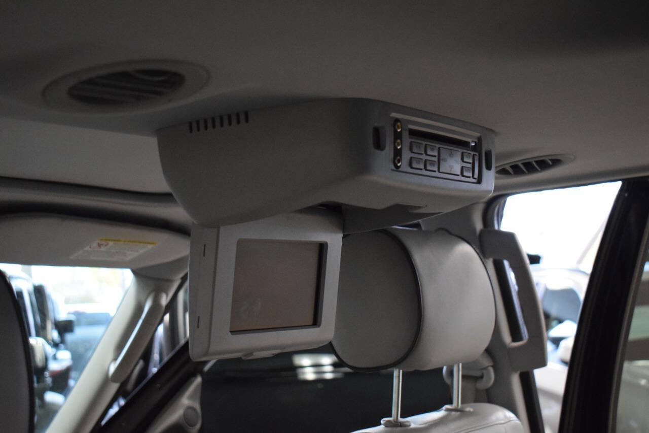 Used 2006 Lincoln Navigator Luxury image 33