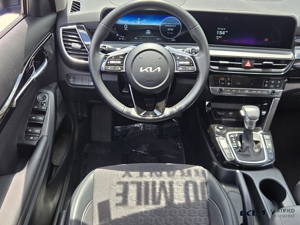 Certified 2025 Kia Seltos X-Line AWD/4WD image 13