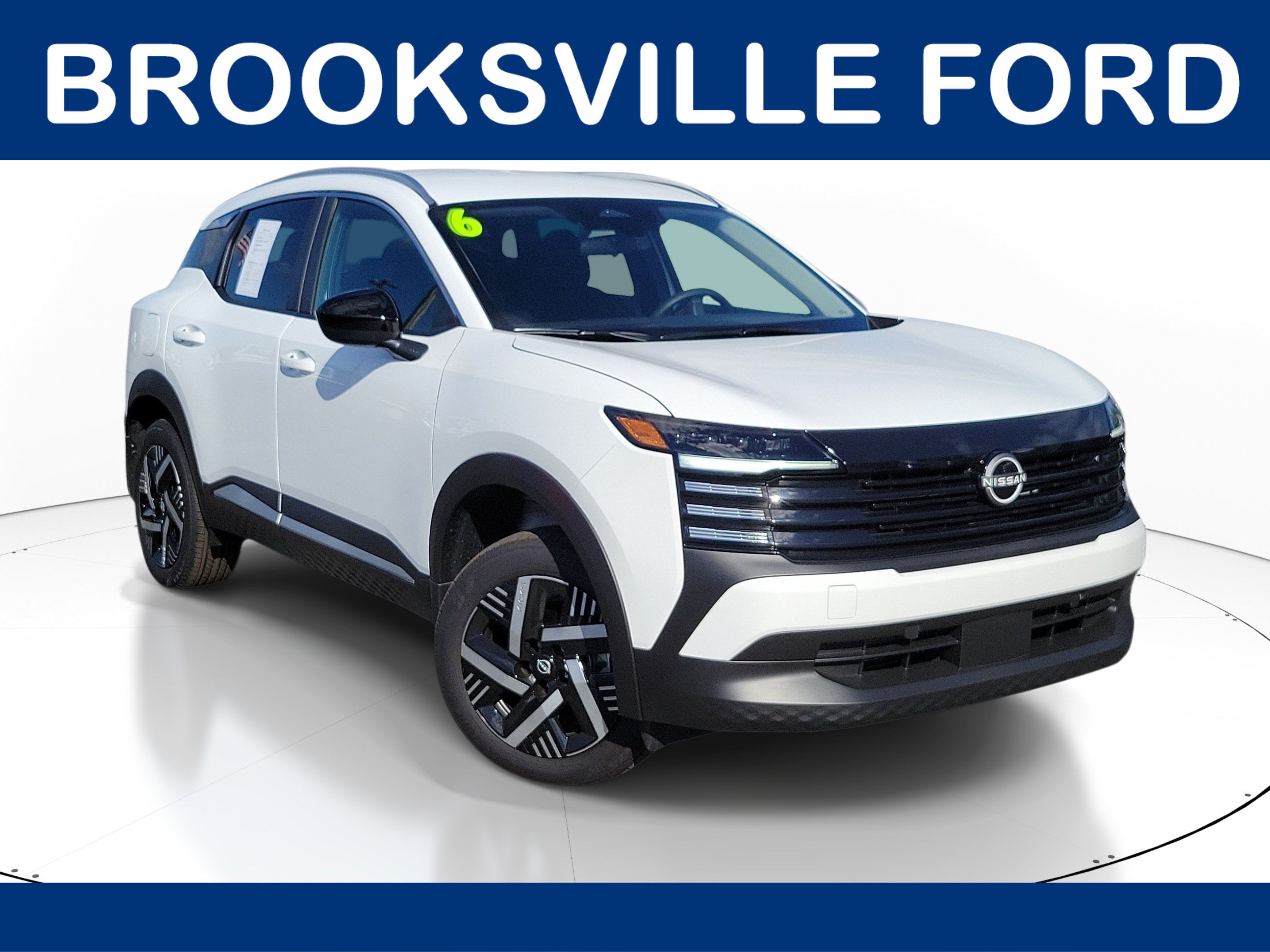 Used 2026 Nissan Kicks SV FWD image 1