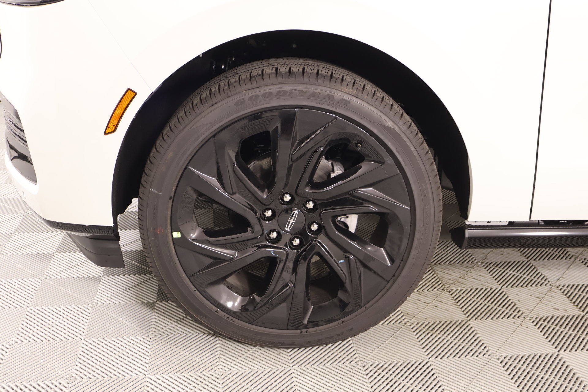 New 2027 Lincoln Navigator L Black Label AWD/4WD image 19