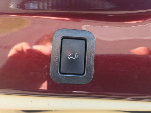 Used 2018 Toyota Highlander Limited image 14