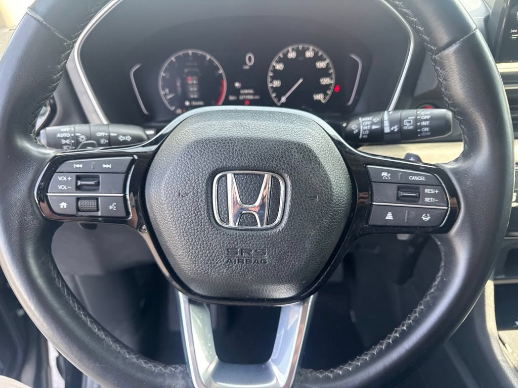 Used 2023 Honda Pilot Touring image 13