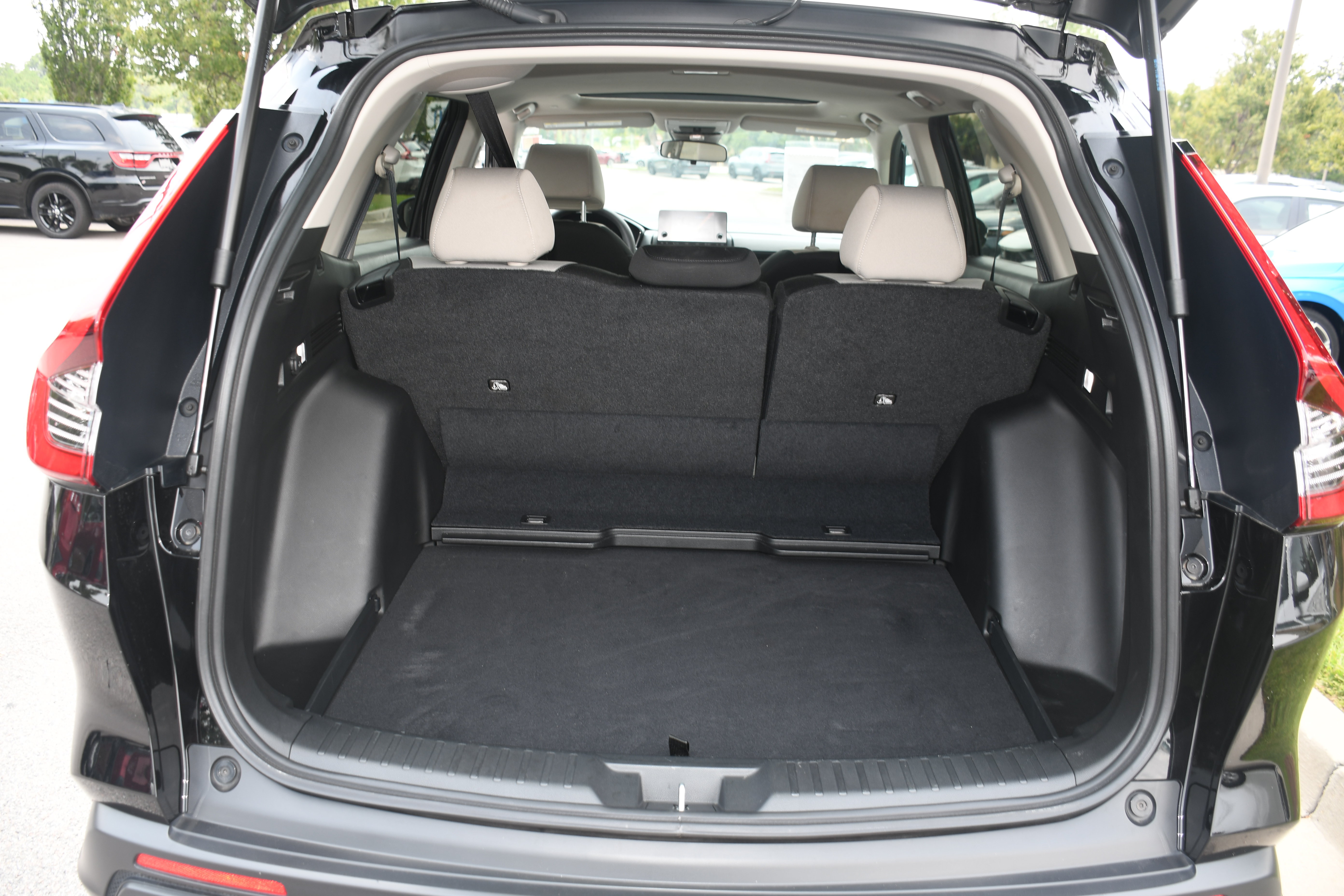 Certified 2025 Honda CR-V EX image 18