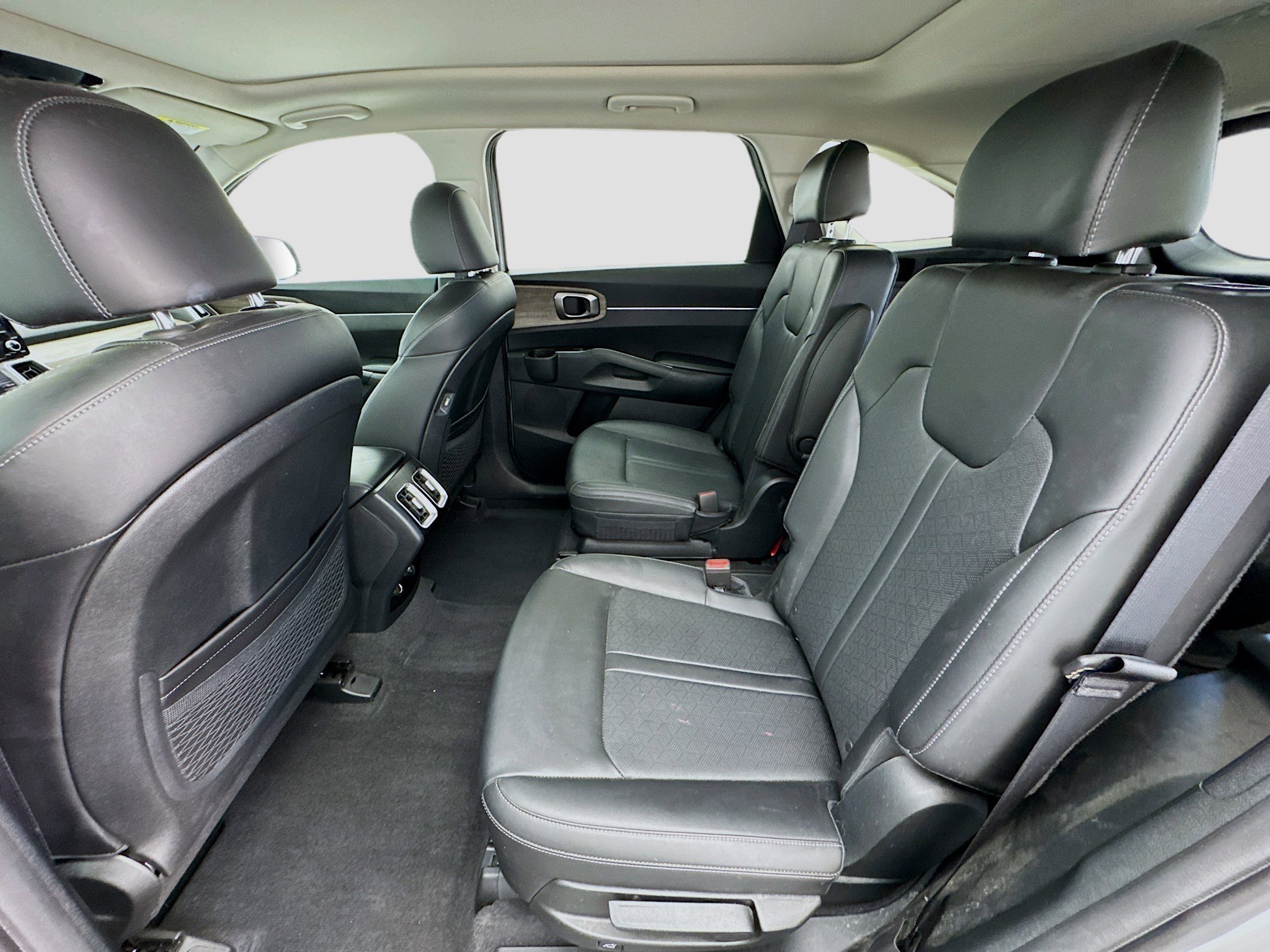 Used 2023 Kia Sorento X-Line EX AWD/4WD image 16