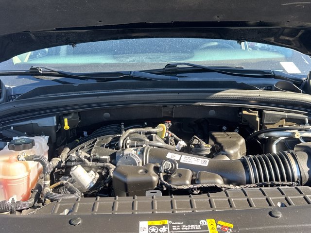 Used 2023 Jeep Grand Cherokee Limited AWD/4WD image 28