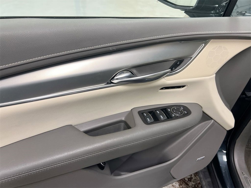 Used 2019 Cadillac XT5 Luxury image 22