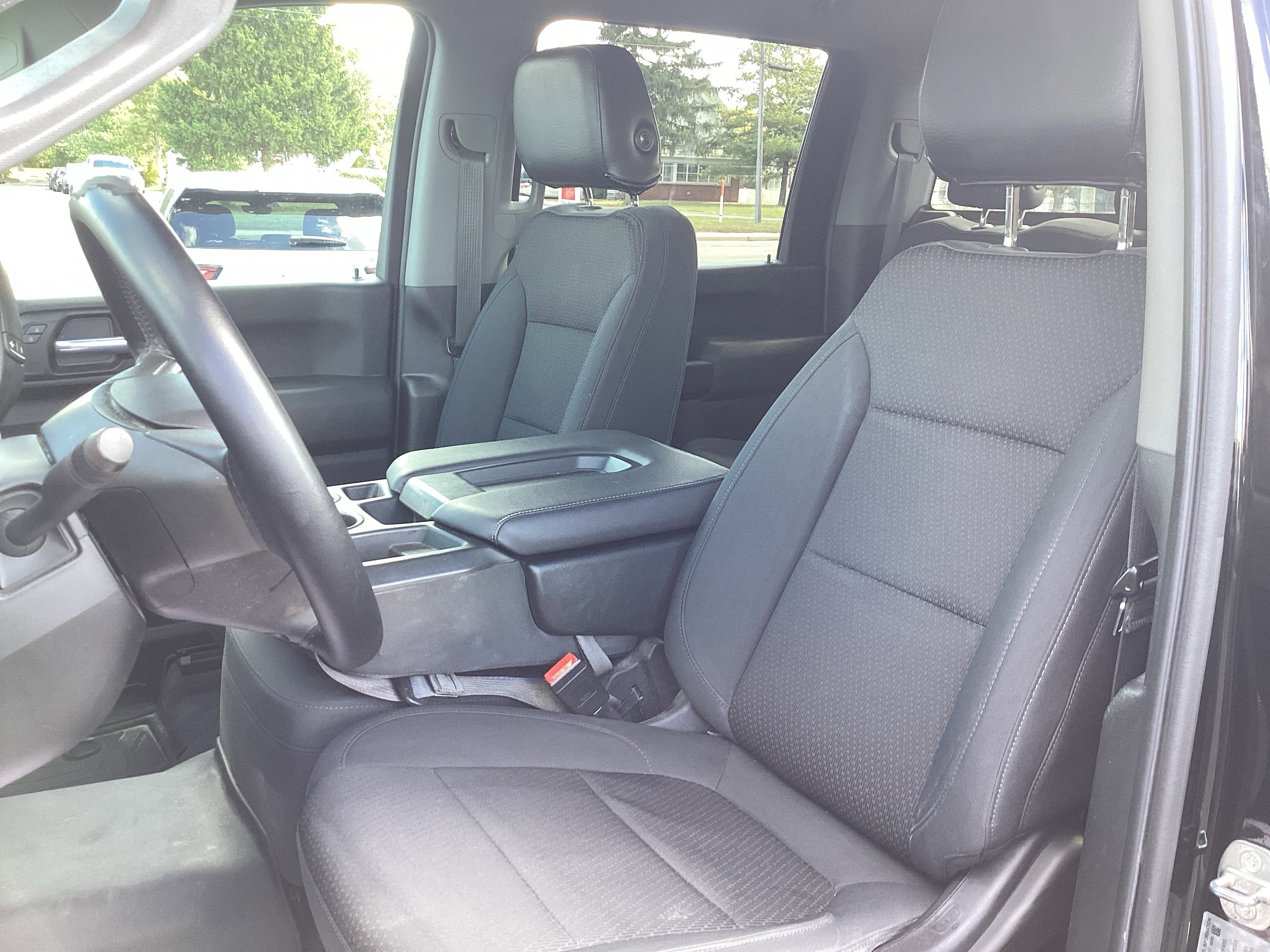 Used 2021 Chevrolet Silverado 2500 Custom w/ Custom Convenience Package image 23