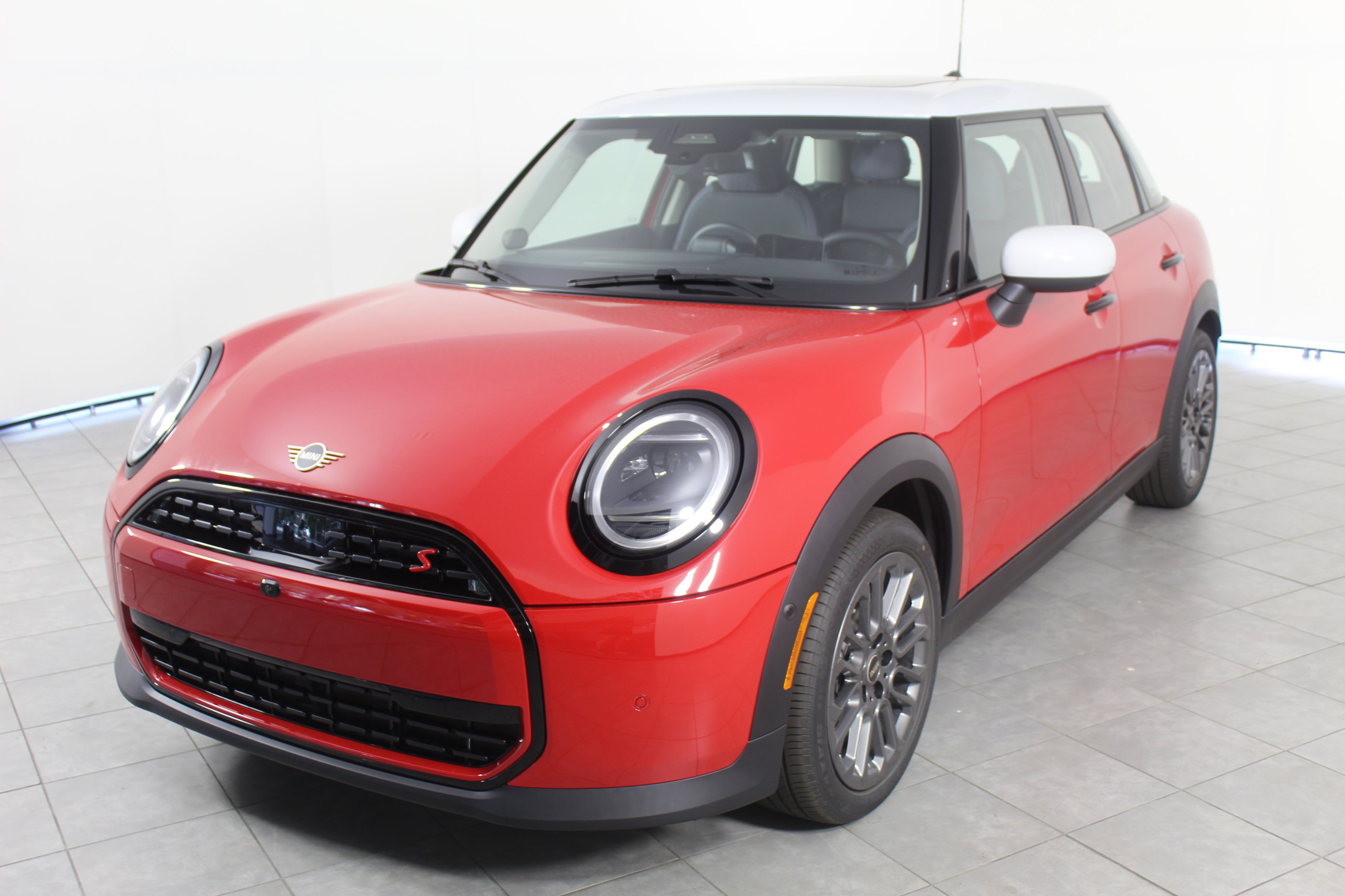 New 2025 MINI Cooper S image 4