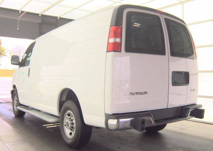 Used 2024 GMC Savana 2500 w/ Driver Convenience Package RWD image 3