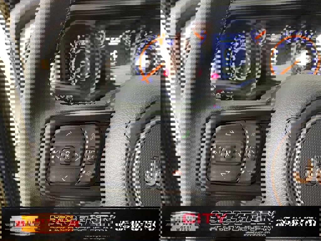 New 2025 Jeep Gladiator Sport image 15