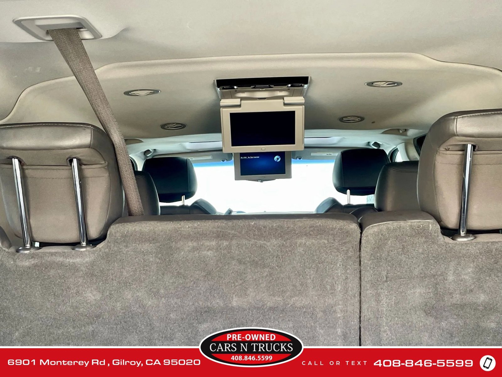 Used 2019 Cadillac Escalade ESV Premium Luxury image 13