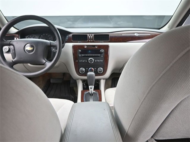 Used 2011 Chevrolet Impala LS image 24