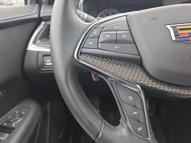 Used 2020 Cadillac XT5 Sportv w/ LPO, Floor Liner Package AWD/4WD image 17