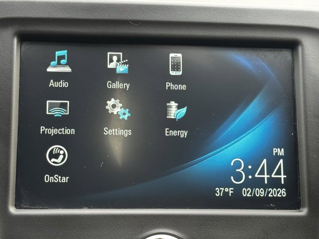 Used 2017 Chevrolet Malibu Hybrid image 3